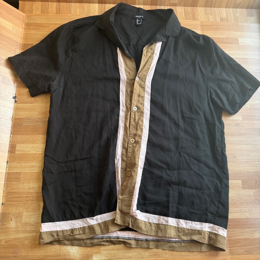 Retro bowling shirt size large